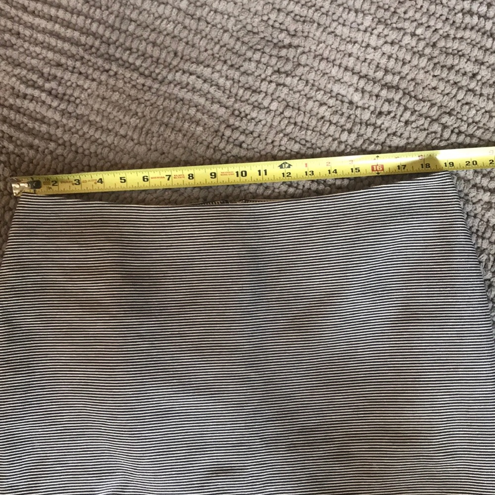 Talbots work skirt - Picture 4 of 6